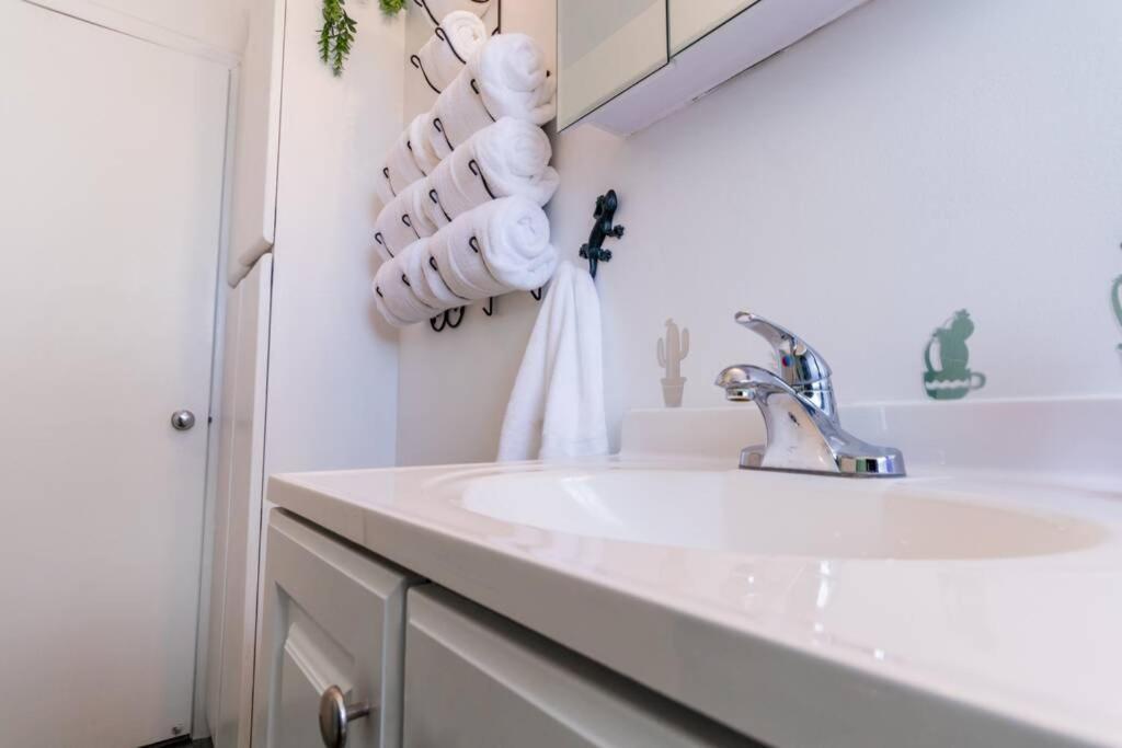 Ski - Explore - Relax - Cozy Beds, Tv & Wi-Fi Apartman Salt Lake City Kültér fotó